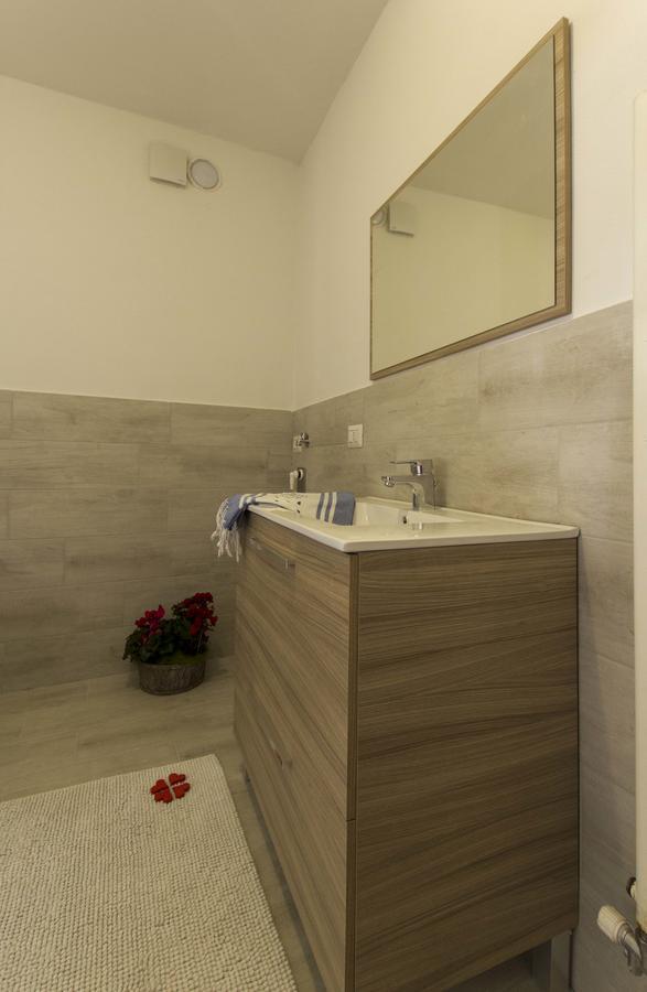 Appartamento Casa Madali' - Nel Borgo Marone Esterno foto